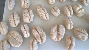 Kochfertige Kartoffel-Gnocchi nach dem Formen