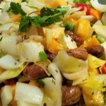 Salat von Chicorée, Persimon, Paprika & Maronen